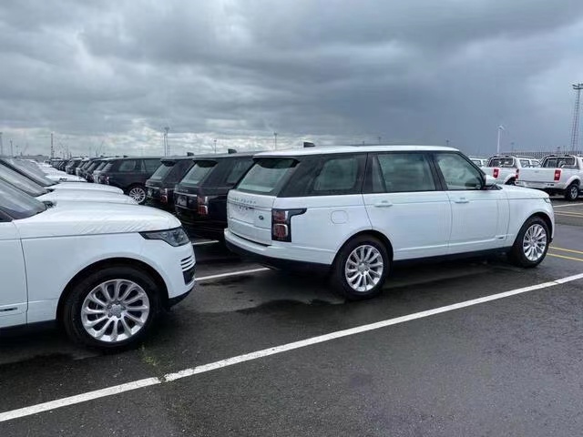 国六排放全国上牌 20款路虎揽胜VOGUE加长汽油版3.0T