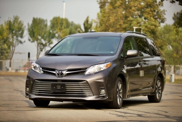 20款丰田塞纳两驱XLE真皮版 港口现车钜惠仅售50万