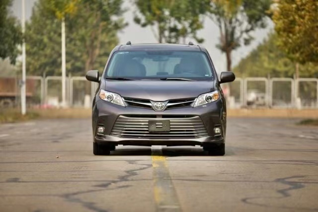 20款丰田塞纳两驱XLE真皮版 港口现车钜惠仅售50万