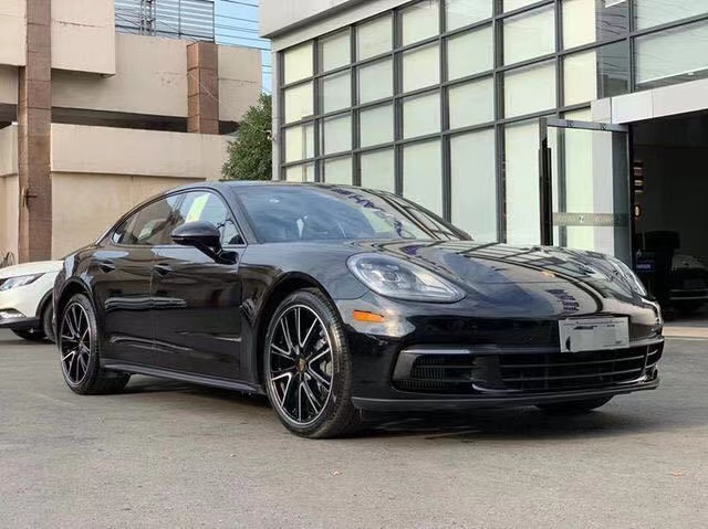 18款保时捷帕拉梅拉4S版 高配现车港口最后一台仅售140万