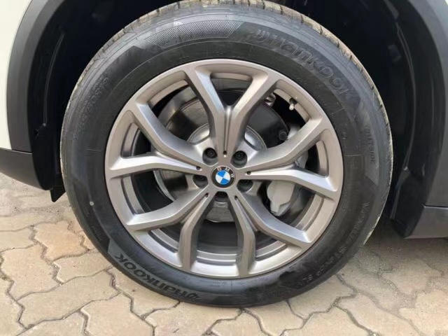 20款宝马X5墨西哥版标配 港口现车等国六政策预售中