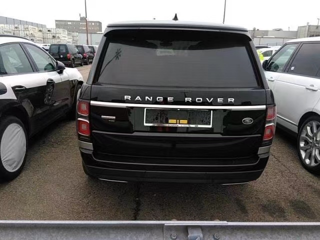 20款路虎揽胜3.0T创世加长版 港口独有配置国六特价预售中