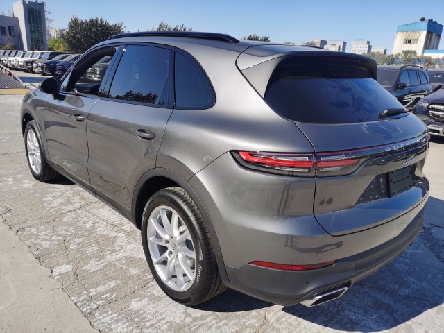 2020款保时捷卡宴加版无天窗顶配 国六预售保税区特惠85万