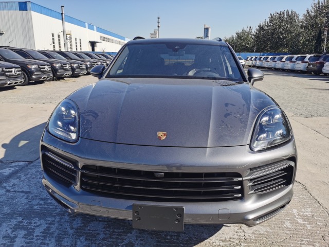 2020款保时捷卡宴加版无天窗顶配 国六预售保税区特惠85万