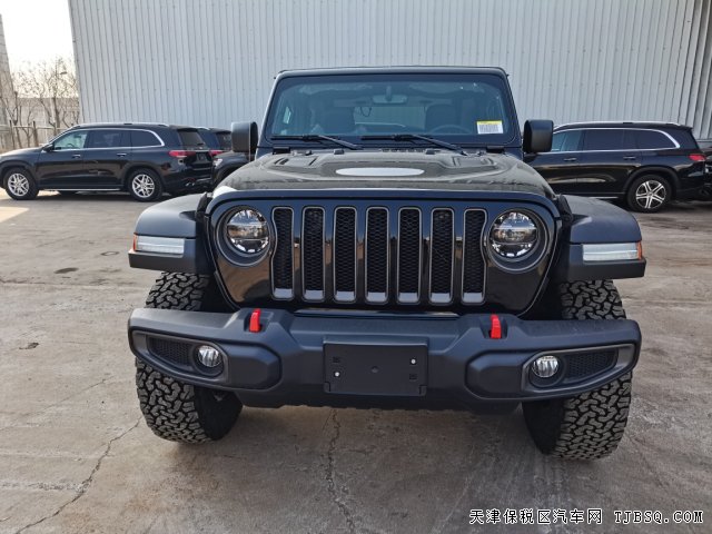 国六JEEP罗宾汉，港口震撼预售，国六第一批交车，价格实惠！
