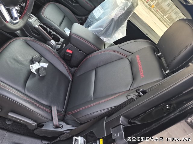 国六JEEP罗宾汉，港口震撼预售，国六第一批交车，价格实惠！