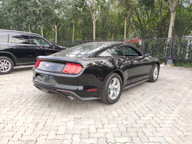 20款福特野马2.3T加版标配 港口国六预售中直营价32万