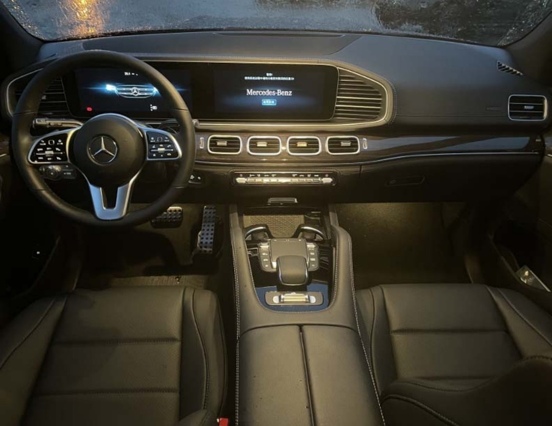 21款奔驰GLS450加版运动版中配 港口现车国六预售中特价115万