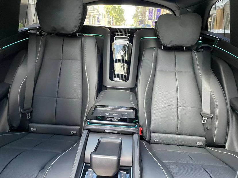 21款奔驰迈巴赫GLS600 同中规最顶配便宜100万港口特价预售