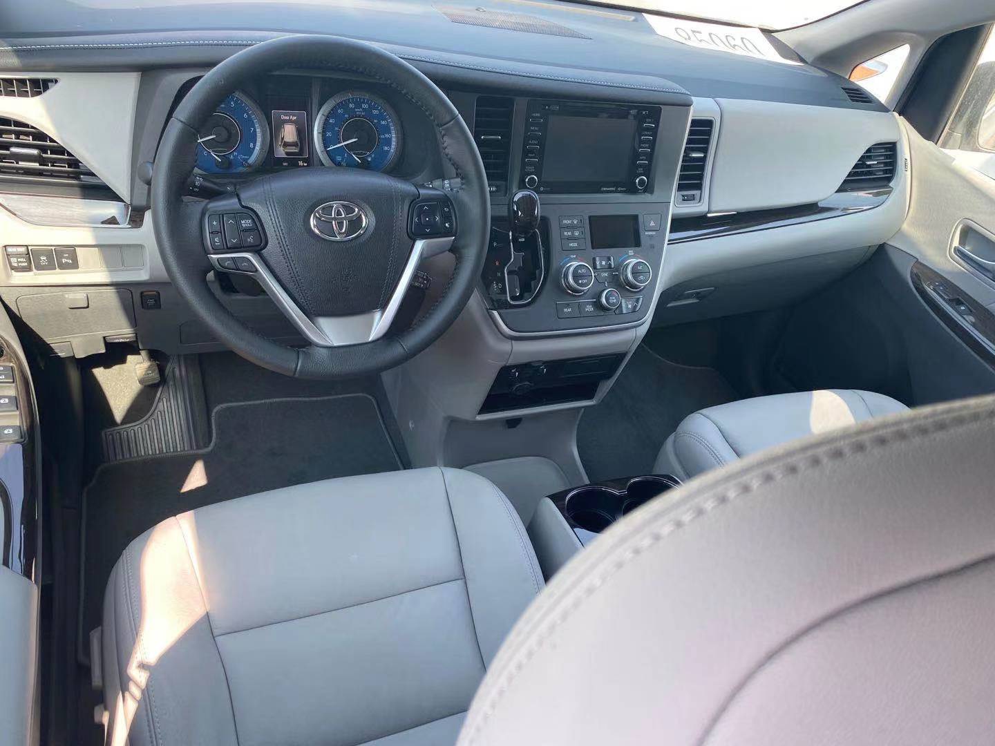 20款丰田塞纳两驱XLE真皮腿托版 天津港国六现车直营全国