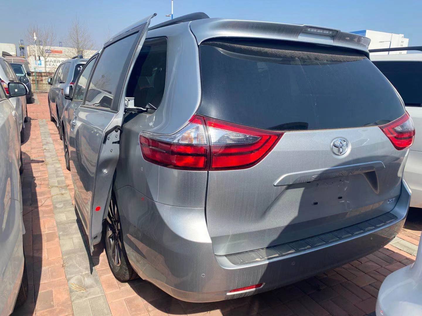 20款丰田塞纳两驱XLE真皮腿托版 天津港国六现车直营全国