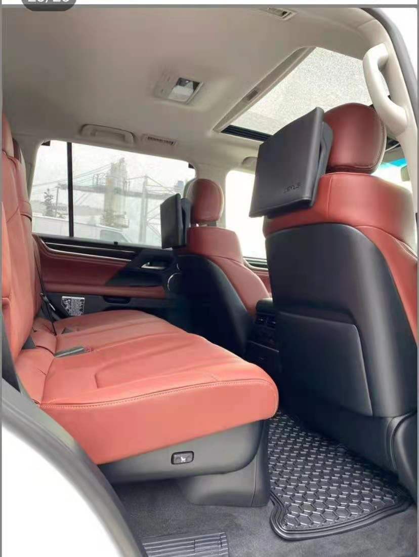 21款加版雷克萨斯LX570  天津国六随时提车价优