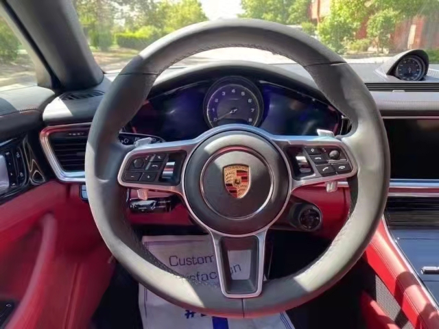 2020款保时捷Panamera   天津港火爆钜惠中