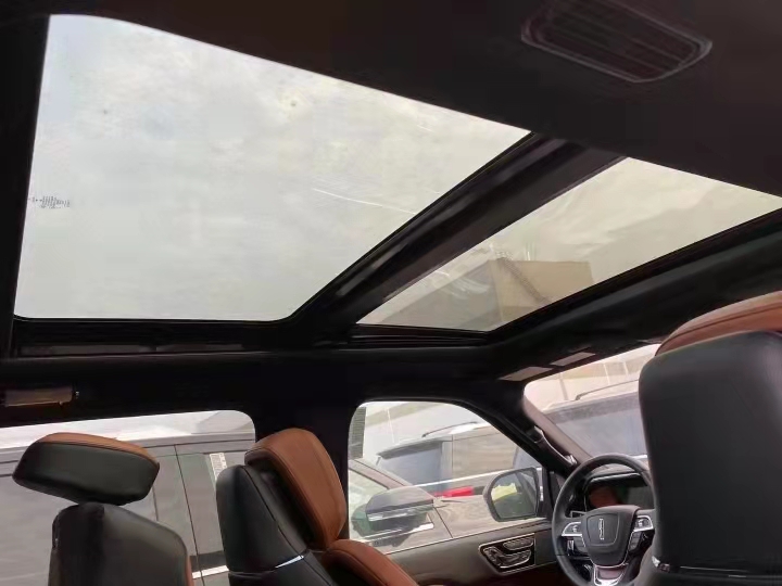 2020款林肯领航员3.5T   天津港现车特价127万