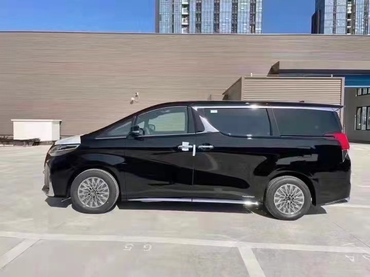 2021款雷克萨斯LM300 天津港保税区现车直营钜惠销售全国