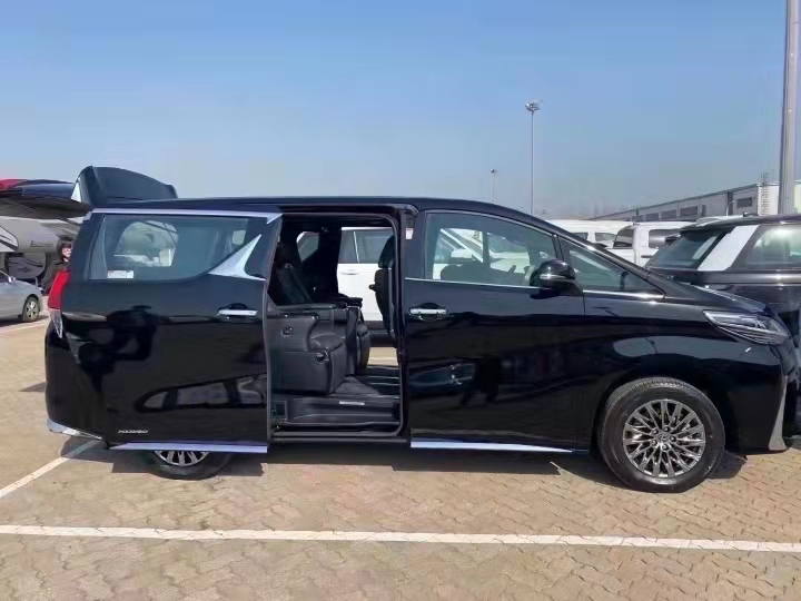 2021款雷克萨斯LM300 天津港保税区现车直营钜惠销售全国