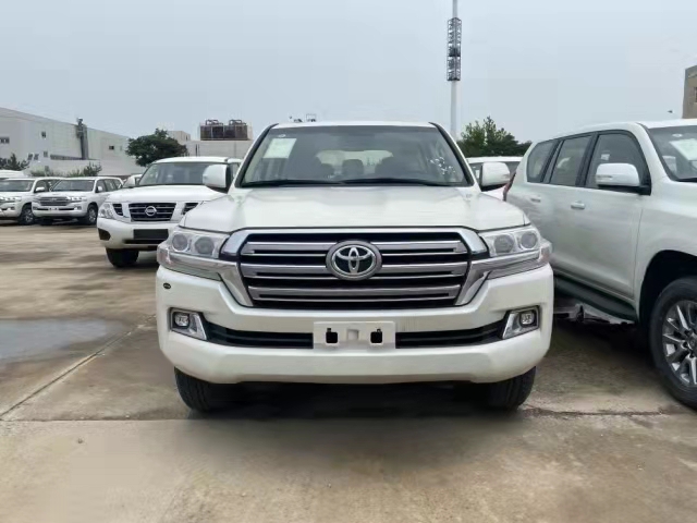 2020款丰田酷路泽4000  天津港全国上牌特价钜惠