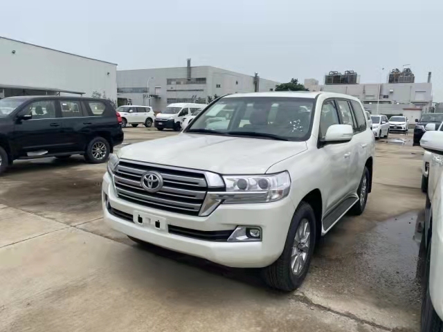 2020款丰田酷路泽4000  天津港全国上牌特价钜惠