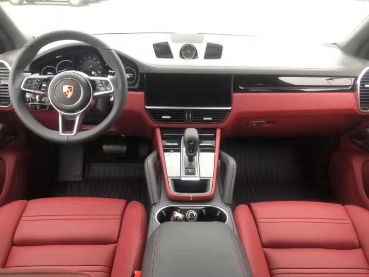 2021款保时捷卡宴 天津港保税区现车特惠