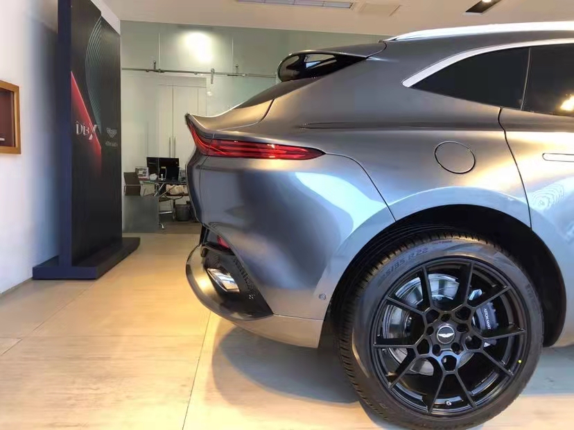 2020款阿斯顿马丁DBX 天津港保税区直营全国