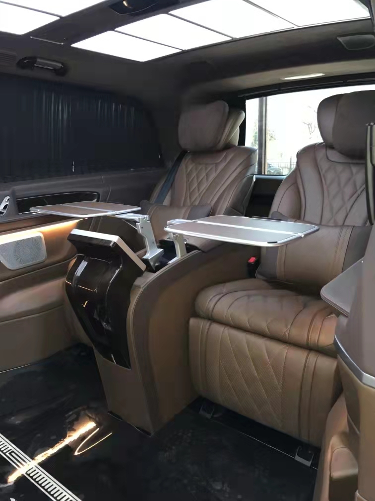 奔驰V250商务车  天津港保税区特价钜惠