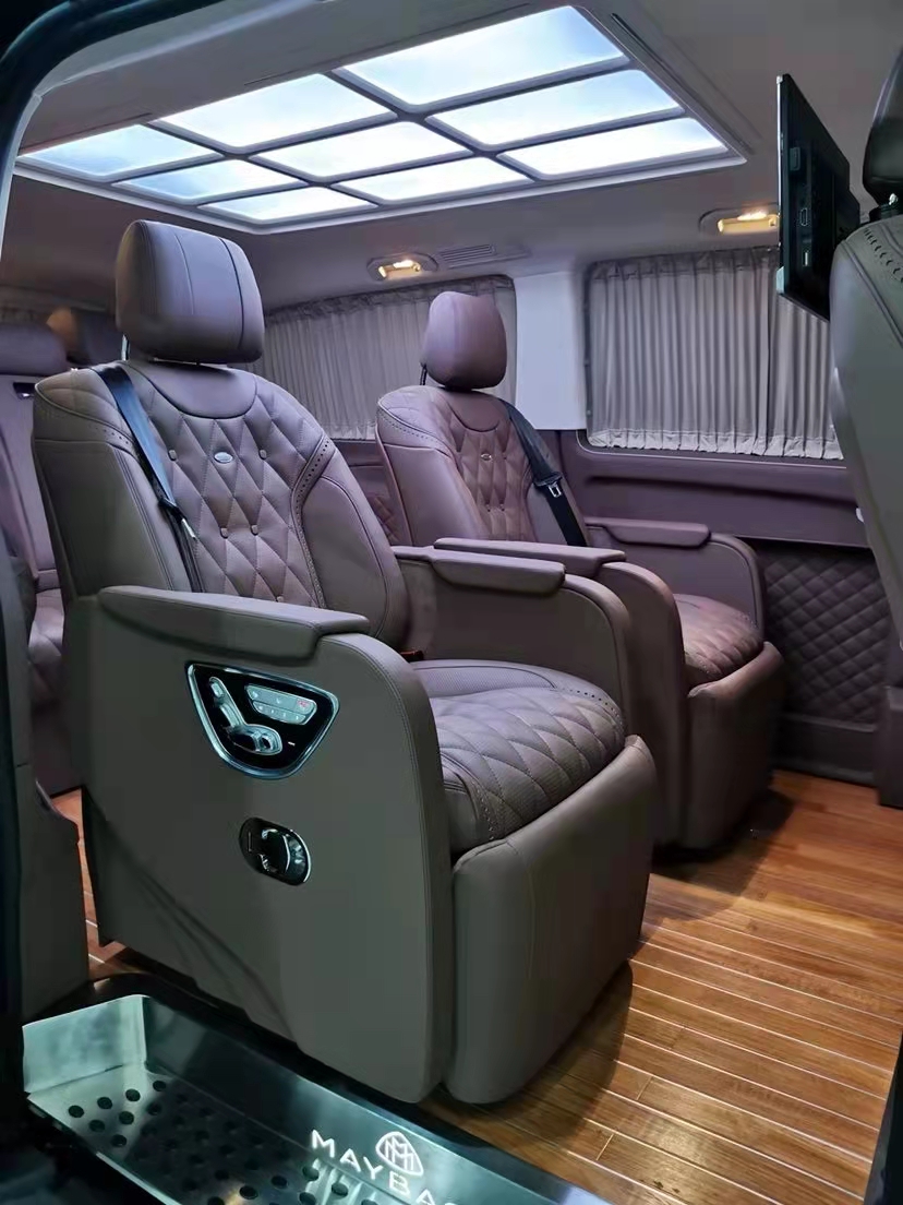 国六商务车奔驰威霆 天津港保税区特价钜惠