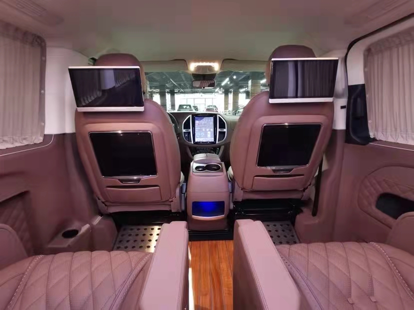 国六商务车奔驰威霆 天津港保税区特价钜惠