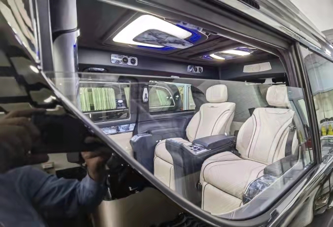 20款双门奔驰威霆改装高顶全隔断商务车 天津港钜惠来袭