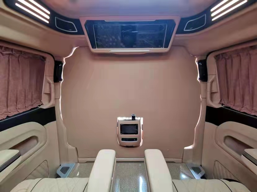 国六威霆2.0T商务车7座 天津港保税区热销中