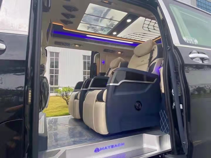 21款奔驰威霆改装豪华商务车 天津港现车随时提