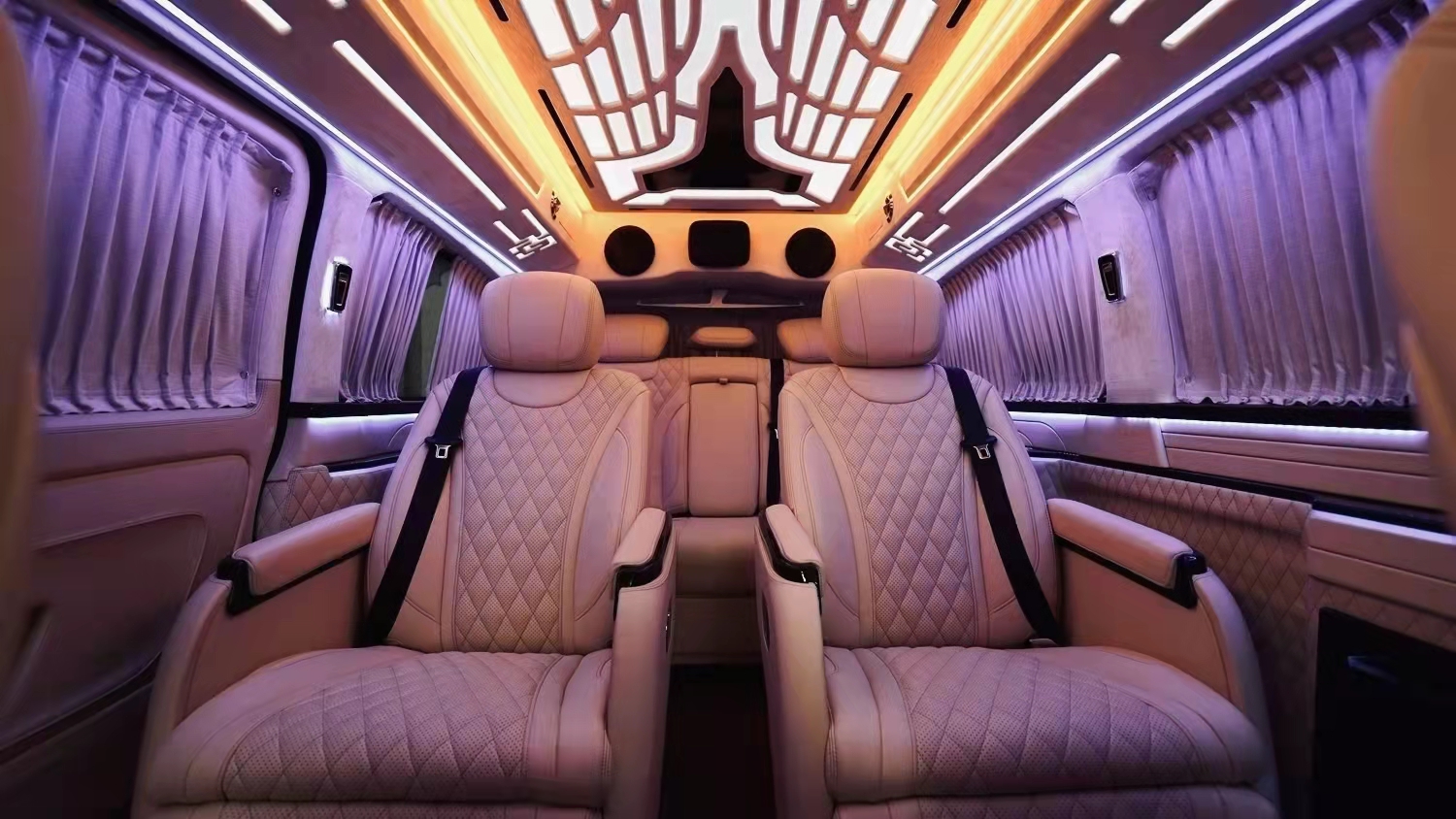 奔驰威霆定制高顶单门版商务车 天津港全国上牌价格钜惠