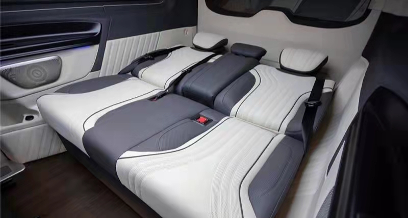 2021款威霆2.0商务七座商务车 天津港随时提车价优