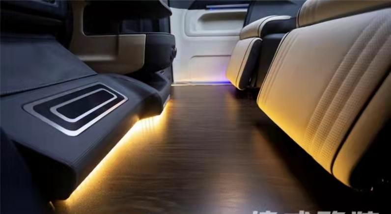 2021款威霆2.0商务七座商务车 天津港随时提车价优