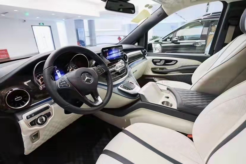 高顶半隔断豪华商务车奔驰V260 天津港全国上牌价格钜惠