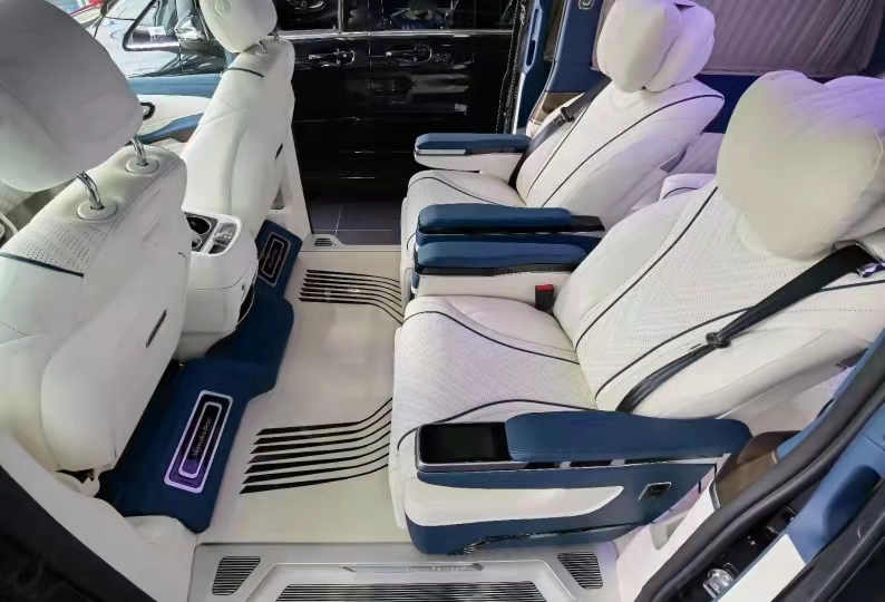 奔驰V260L高顶商务车 天津港全国可上牌价格钜惠