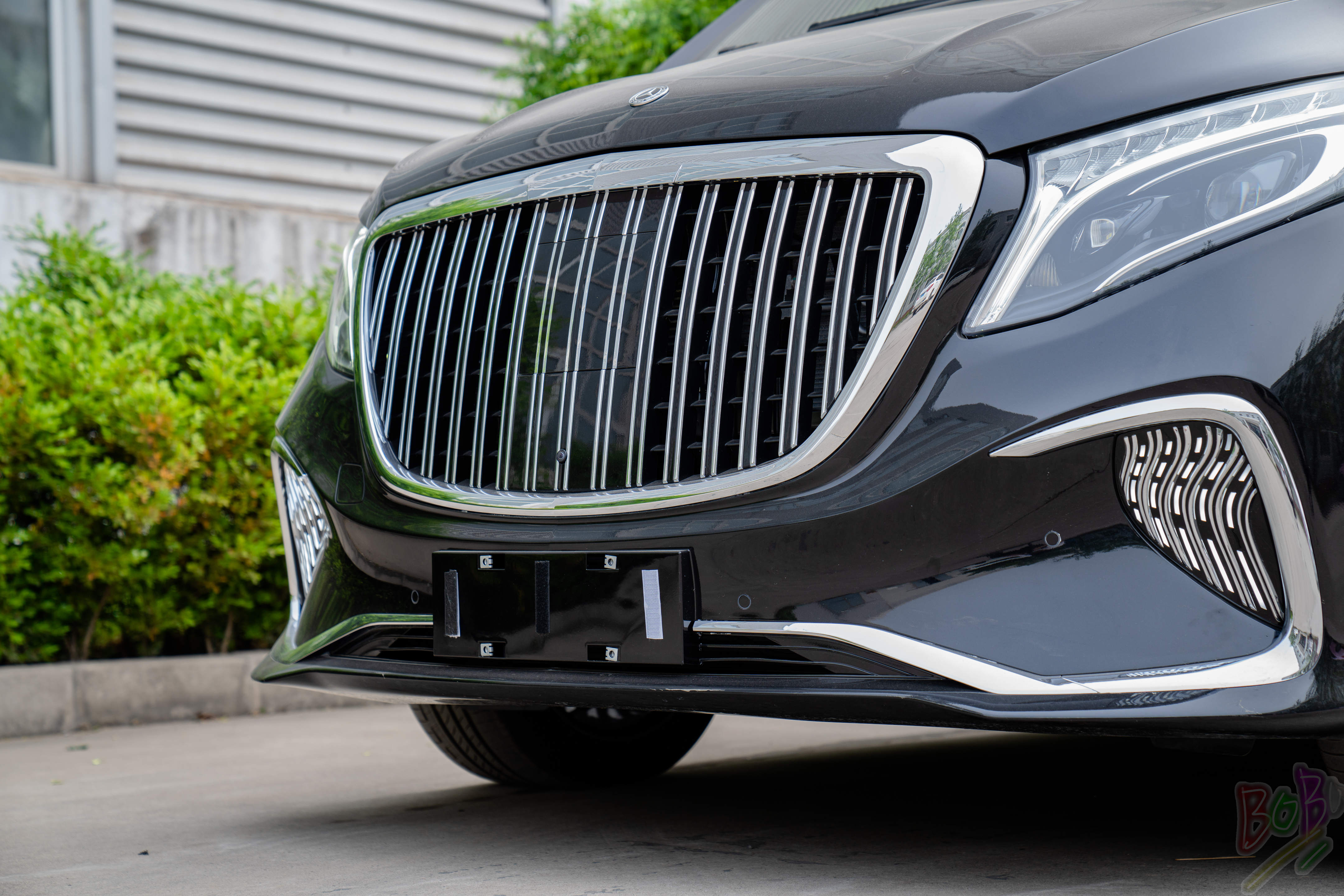 奔驰V260高顶商务车定制版  天津港保税区现车随时提