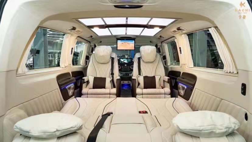 奔驰威霆升级迈巴赫版商务7座 天津港钜惠直营全国