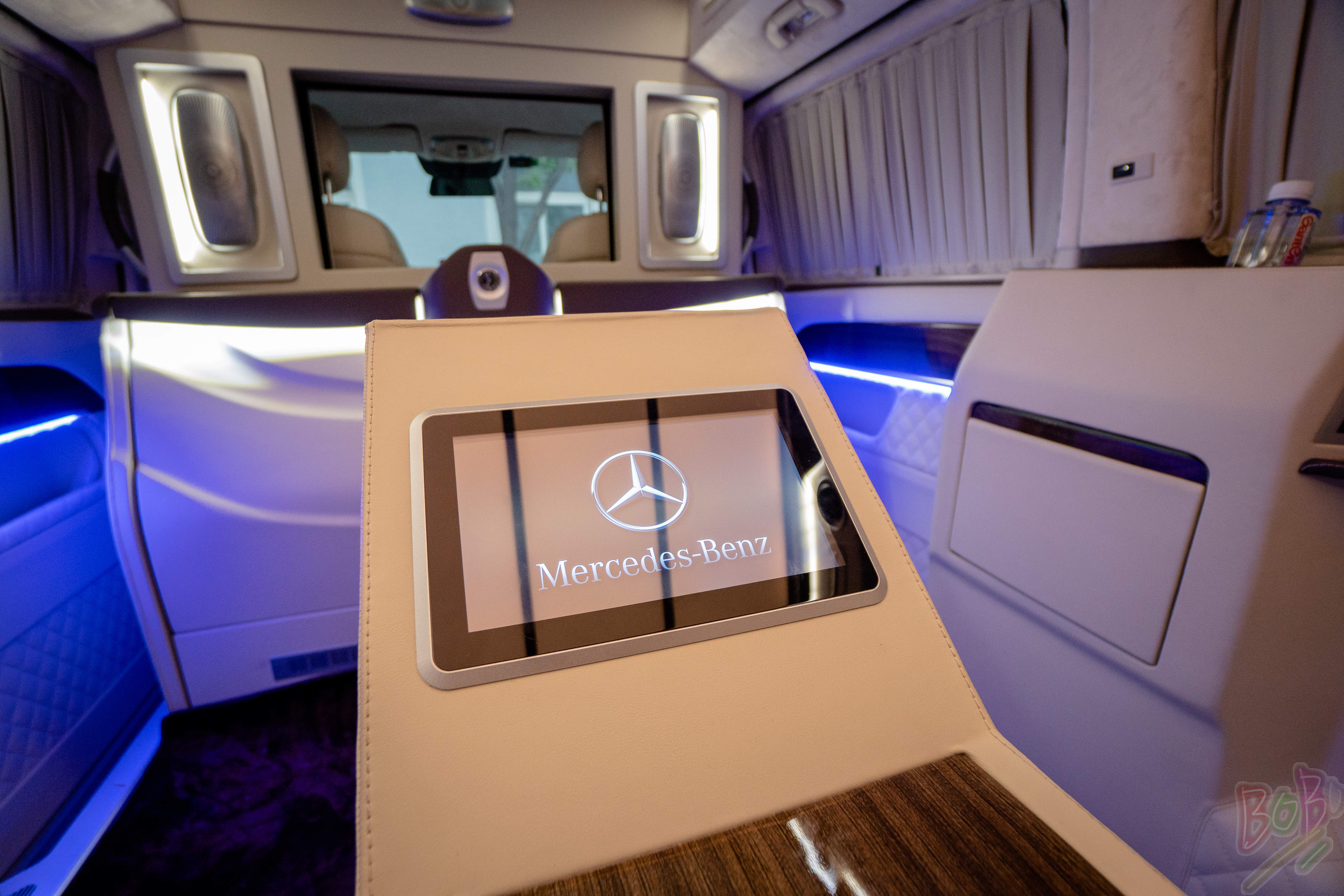 奔驰V260L改装7座高顶商务车 天津港全国上牌价格钜惠