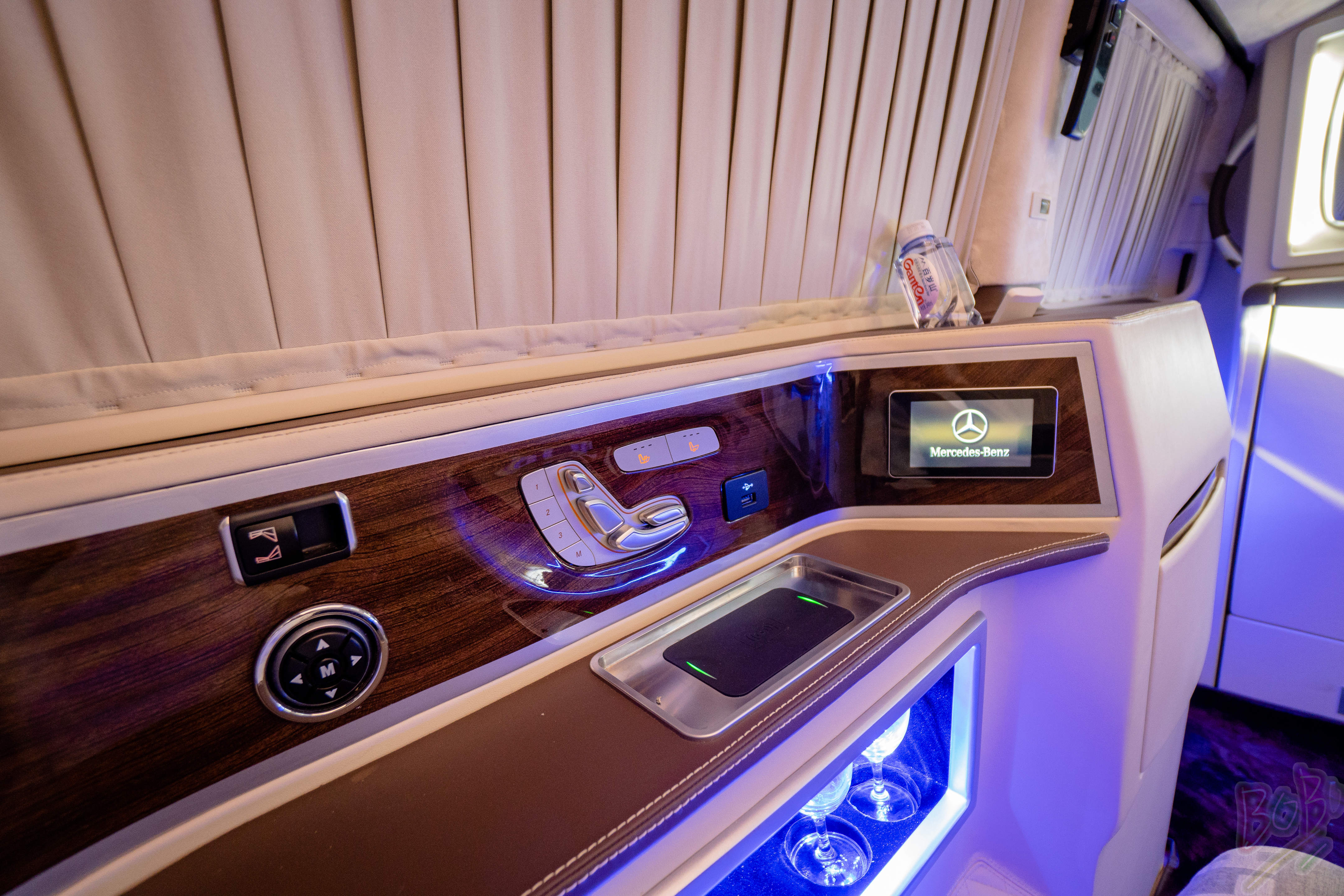 奔驰V260L改装7座高顶商务车 天津港全国上牌价格钜惠