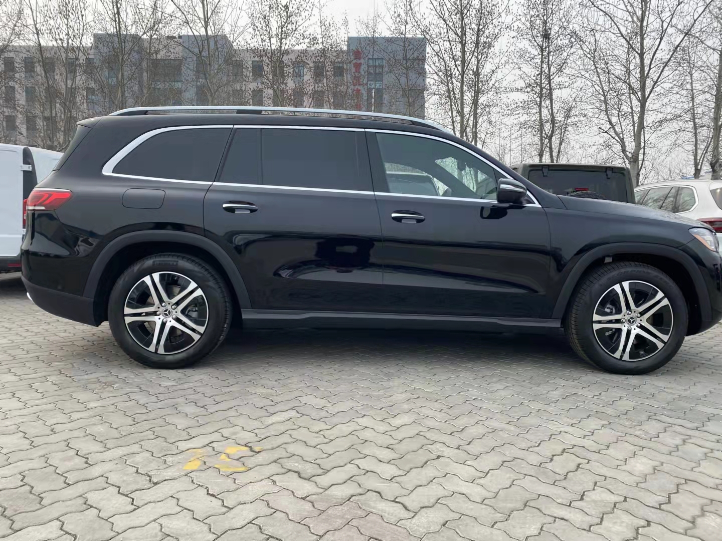 2021款奔驰GLS450 天津港国六优惠秒杀酬宾