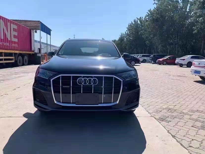 天津港20款奥迪Q7现车价格低至冰点热卖出售