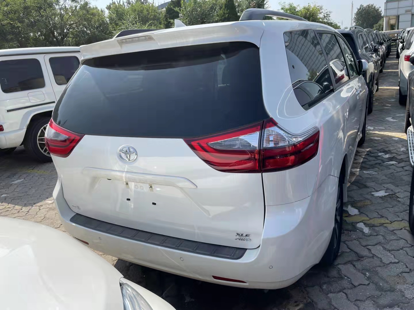 塞纳 20款 3.5 四驱 XLE 7座 天津港持续热销中