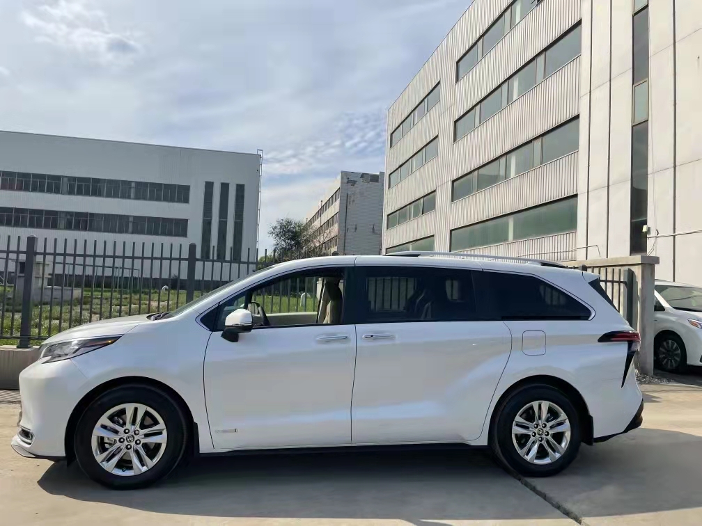 21款加版丰田塞纳 LTD 4驱顶配 天津港现车随时提价优