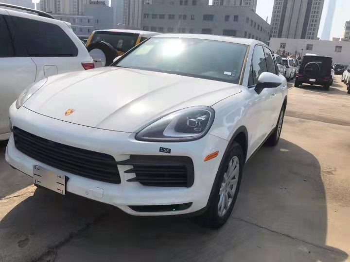 2021款加版保时捷卡宴3.0T  天津港现车特惠促销