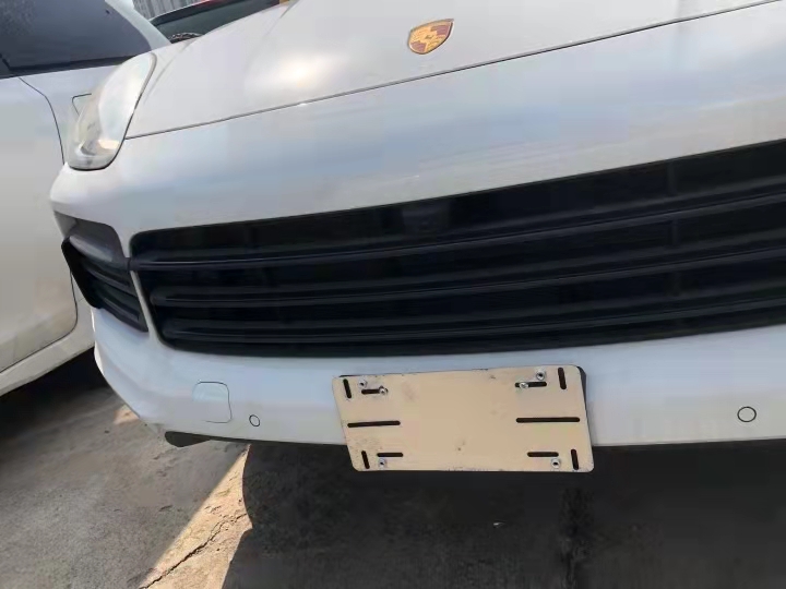 2021款加版保时捷卡宴3.0T  天津港现车特惠促销