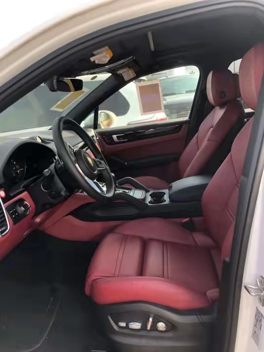 2021款加版保时捷卡宴3.0T  天津港现车特惠促销