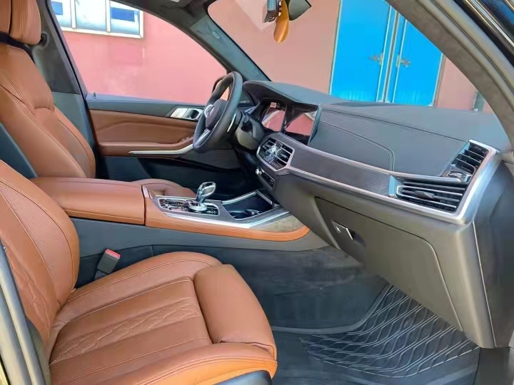 宝马X7 21款 3.0T M运动 卓越豪华 6座  天津港现车全国最新报价