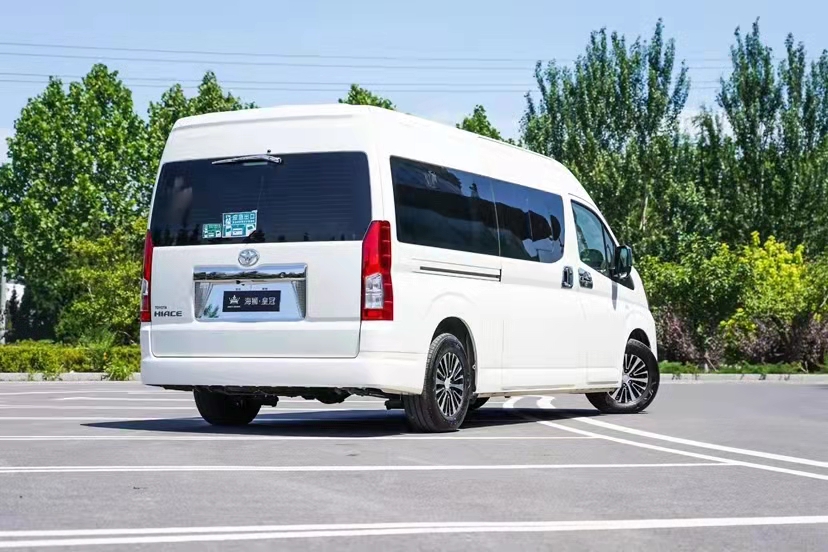  进口丰田海狮商务车  天津港现车最新报价