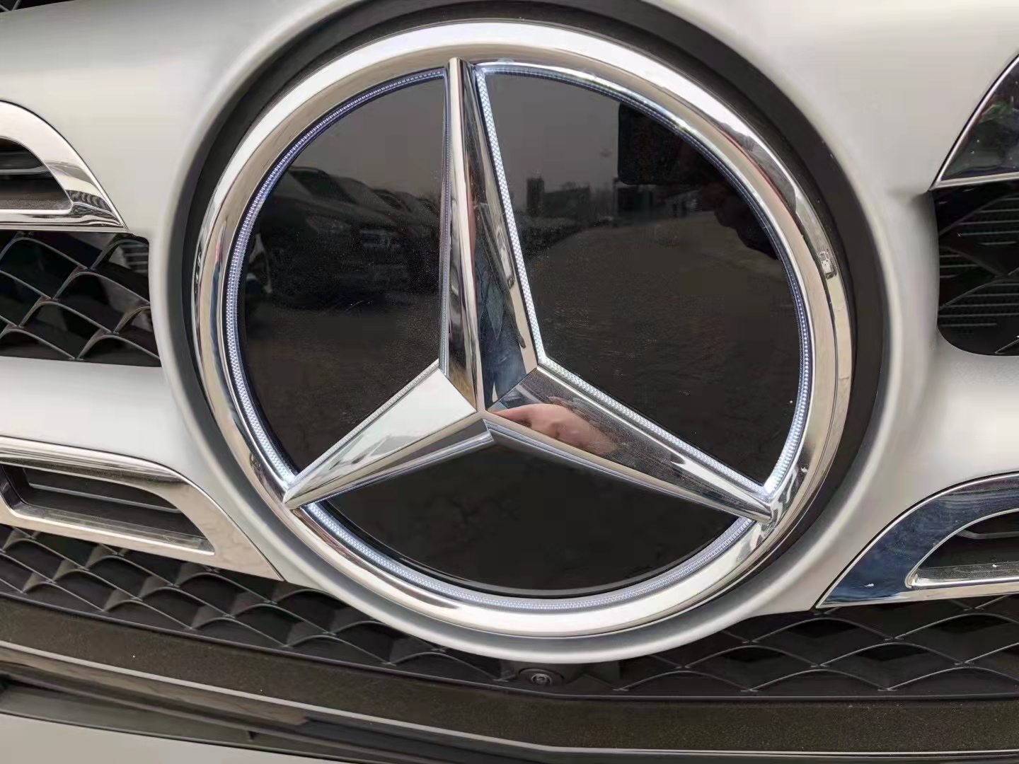 奔驰GLS450 21款 7座 全景21轮   天津港现车全国最新报价