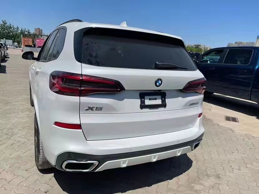 宝马X5 2021款 3.0T   国六清仓亲情价十月裸利促销